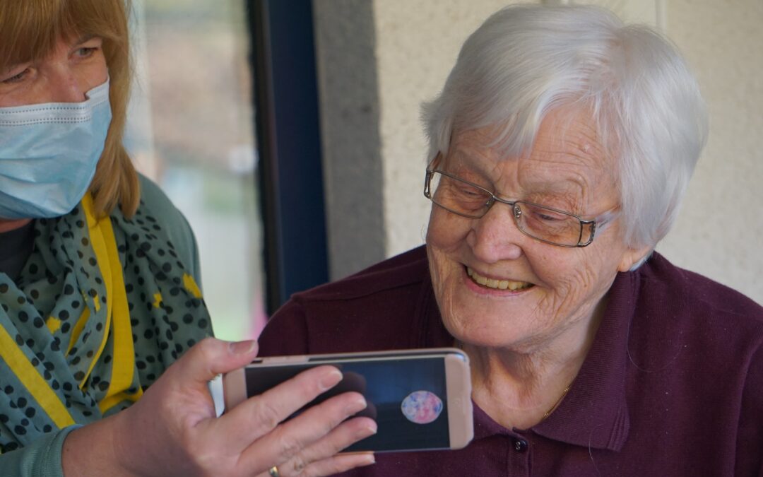 Enhancing Senior Care: Combining Technology and Personal Care Services